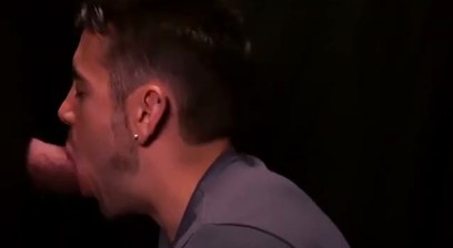 Hunk sucking and stroking dong