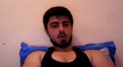 Hung Turk muscle jerkoff