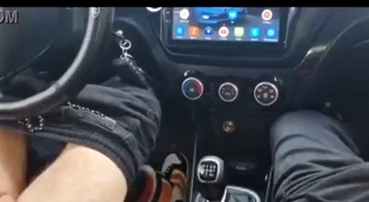 A random passerby got into the car and jerked off the taxi driver to cum!