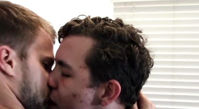 Sensual stud Maxime slides his fat meat into teen amateur Luke