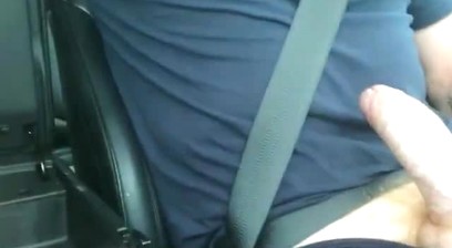 Chicos cachondos culeando en el parque