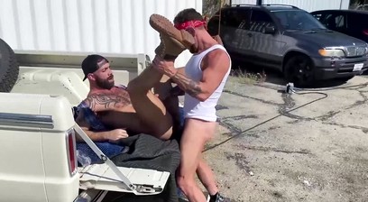 Hot trucker Jake Nicola fucks his colleagues hairy butt hole instead of working