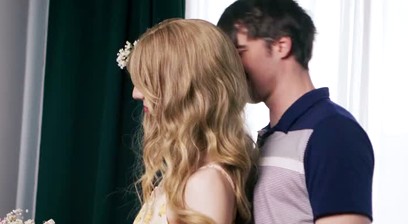 Flower Femboy Gets Plucked By Horny Boyfriend