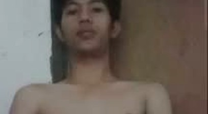 Twink moreno guy