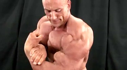Robert Burneika Sexy Posing @ 2009 NPC USA's