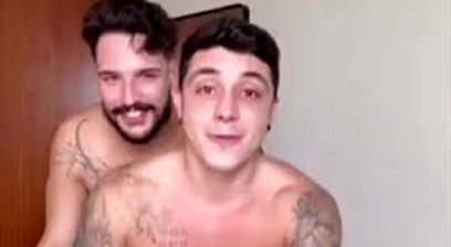 Anyone know the top's name?