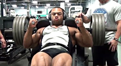 Tyler Cohen and Jordan Janowitz Lifting Weights and Sexy Posing