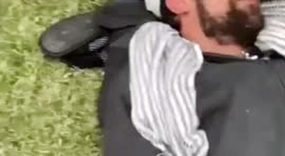 Twink fag sucks a homeless big cock on public park