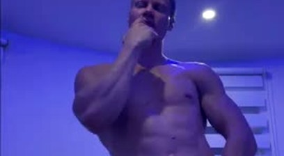 Muscle stripper party dance / masturbate - Low Hangers