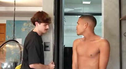Gui Scott and Davi Silva fuck Bareback - MOL