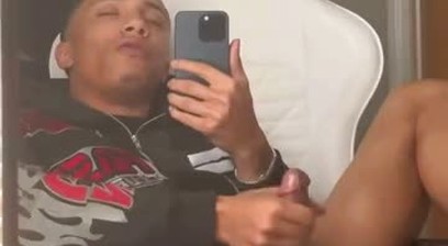 Black Boy Holes Pulsating While Cumming 2