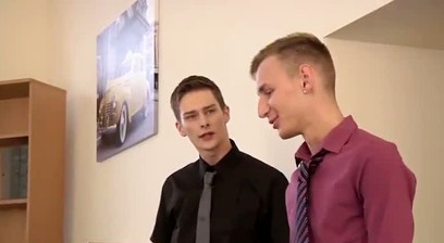 Office tour ends with twinks fucking