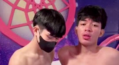 Asian couple fucked in pink motel
