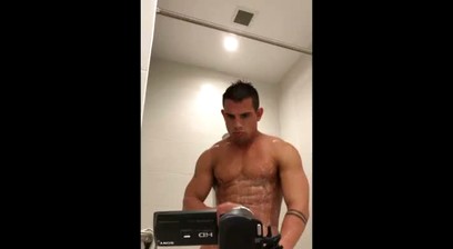 Brent Everett Behind The Scenes-Shower Shoot
