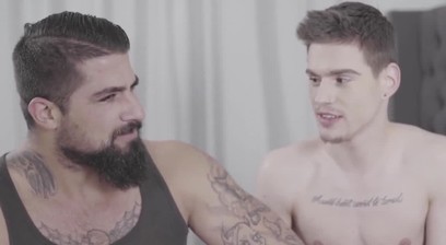 Muscular hunk hammers stepson bare after being sucked off