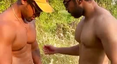 Indian gay pornstar Bonghunk fucking hard