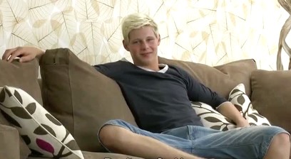 Cute blond casting