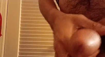 Quickie Precum Masturbate