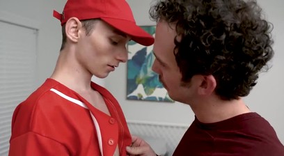 Twink Justin Stone experiences rimjob and deep cocksucking