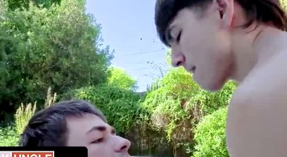 A Refreshing Outdoor Fuck