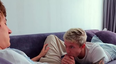 Invited A Porn Actor For Dinner And Deepthroated Him Before He Destroyed My Smooth Tight Ass
