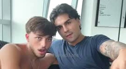 BradSherota gives a Handjob to SamirSpicy - Onlyfans