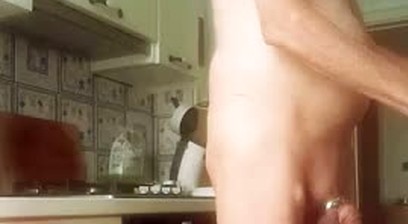 brushing my teeth with naked ass