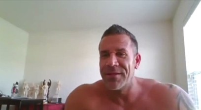 Bodybuilder cums