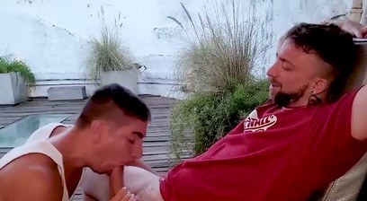 HEAD KNOCKERS
