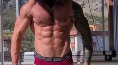 Muscular man hunk nude for the first time