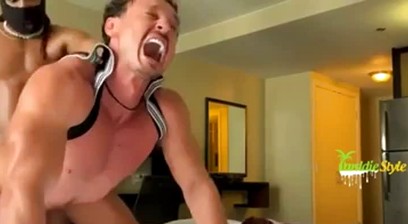 Fucking fag loke to ger his ass fuck
