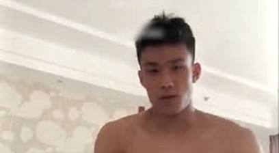 Chinese athletic guy cumshot