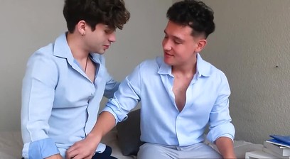 Joe Dave and Vic Twink lose themselves in anal pounding