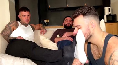 CASEY COOPER DOUBLE FEET