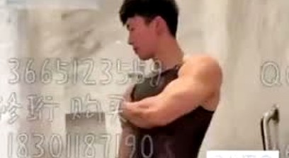 Chinese gym guy solo