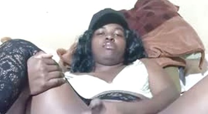Sexyjayla254 big cumshot with a toy in ass