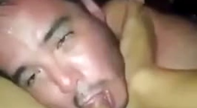 asi se le habla a una puta mientras tiene la verga en la boca