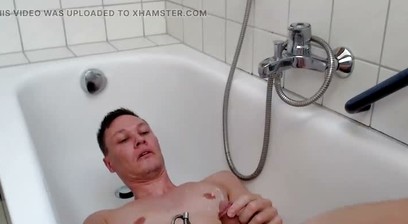 Cute pee play