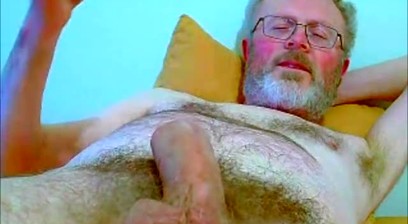 A vicious old pig will cum for you