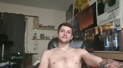 Cute guy showing dick and cumming
