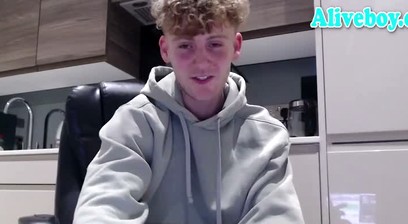 Athletic British guy wanks and cums on webcam