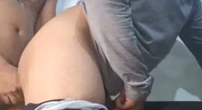 vecino hetero con novia
