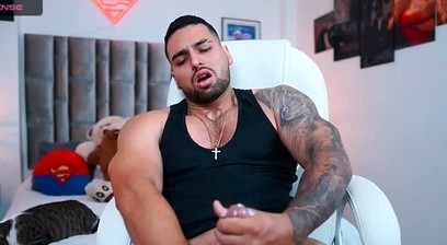 latin guy cum comp