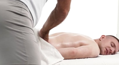 Hunk masseur Dillon Stone lets young Serg Shepard experience cum explosion