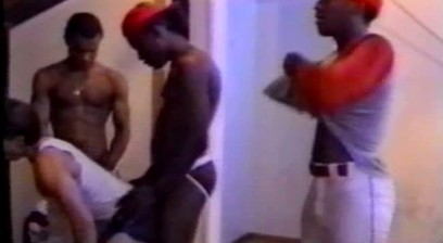 [Dave's Video] Gang Bang Towel Boy (1994)