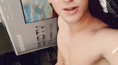 young twunk plays with himself for your pleasure