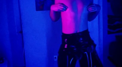 473.1 suiting up in rubber