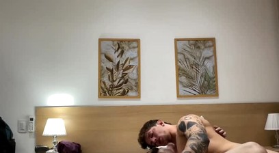 JuniorO flip fuck friends Pt1