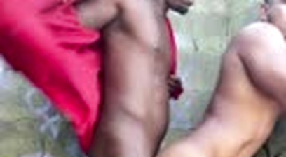 BBC fucks latino in park