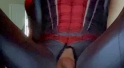 153.2 spider-man loves riding a cock
